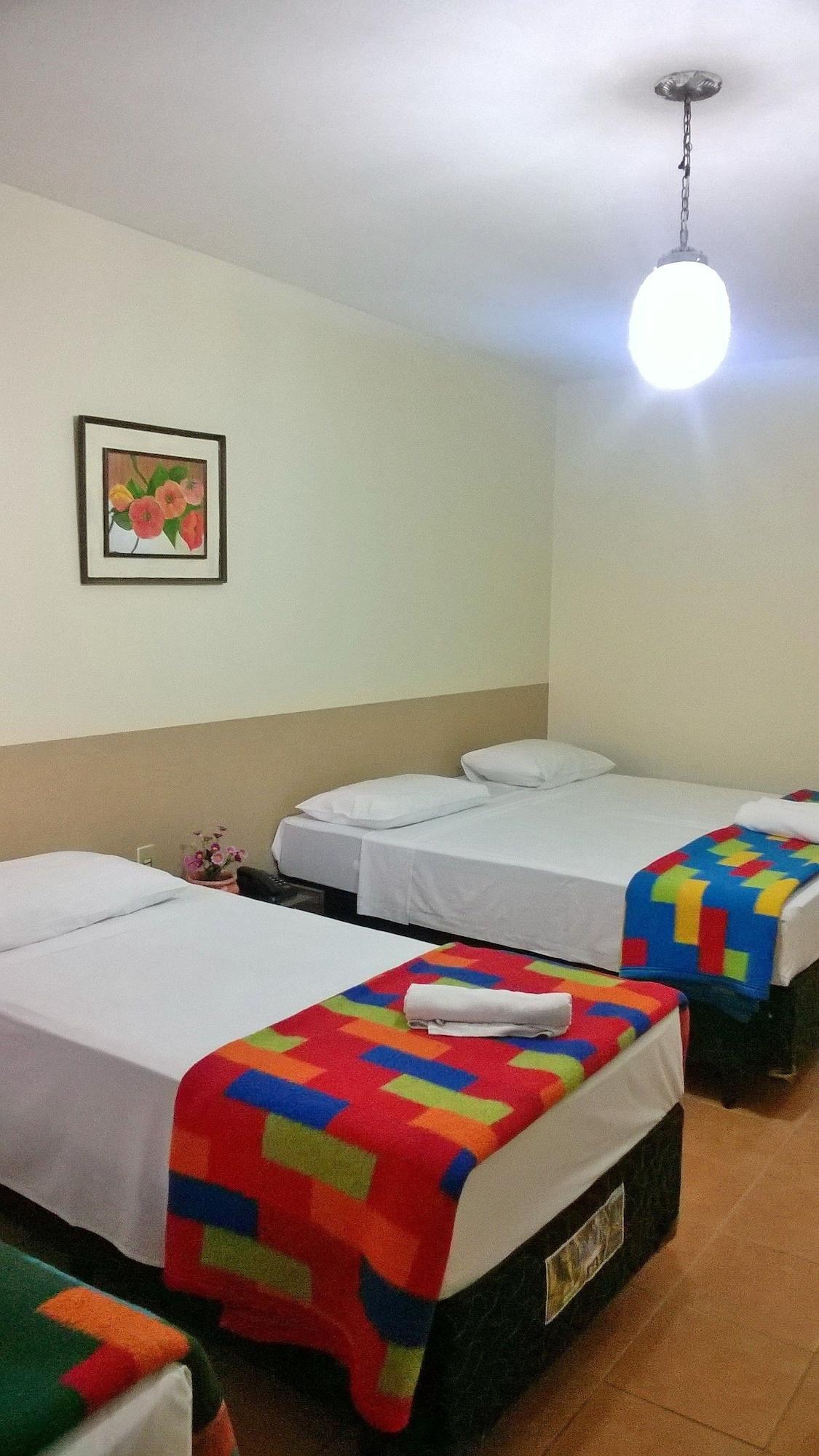 Sayuri Hotel フォス・ド・イグアス エクステリア 写真